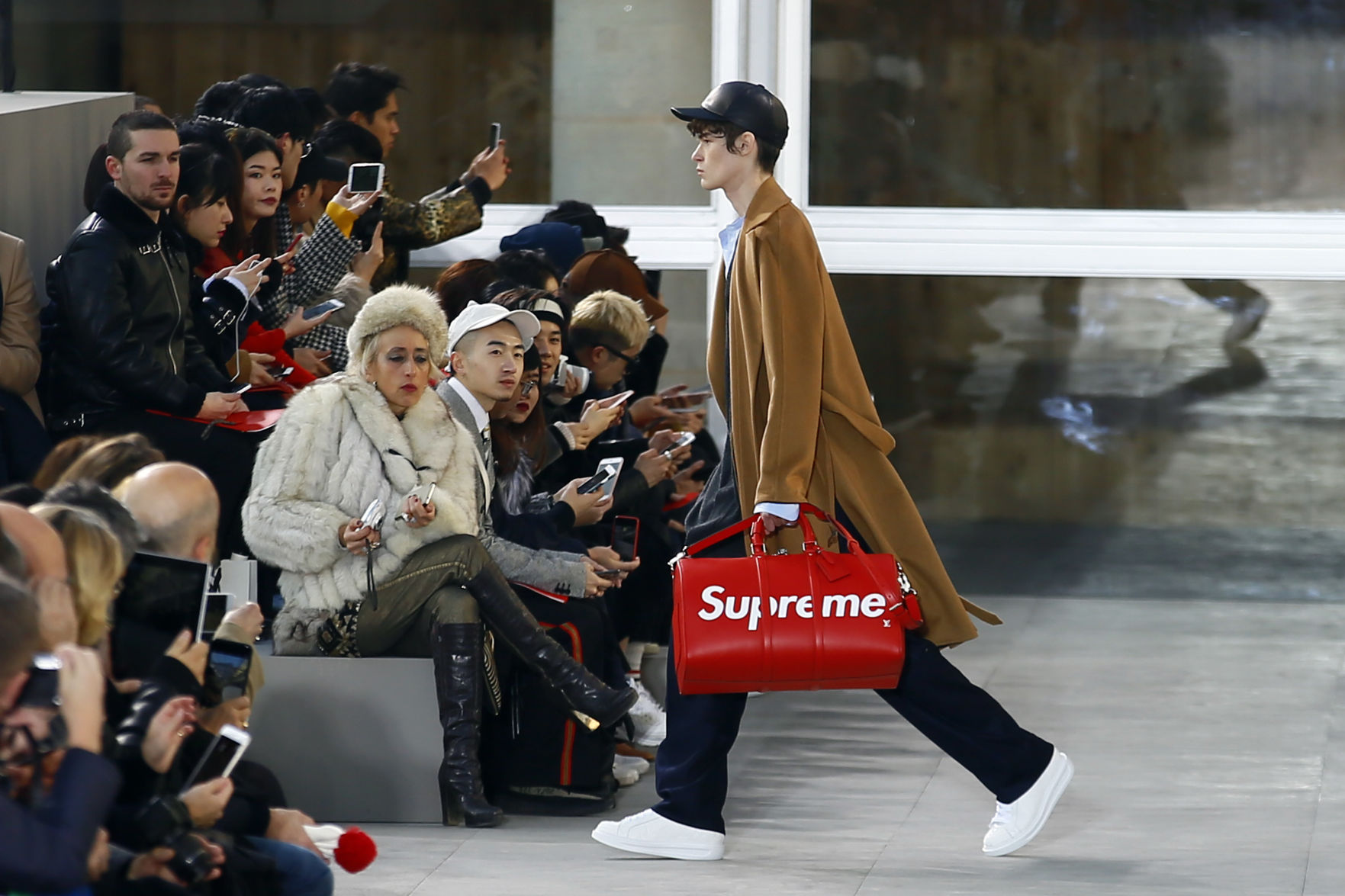 Paris Fashion Louis Vuitton